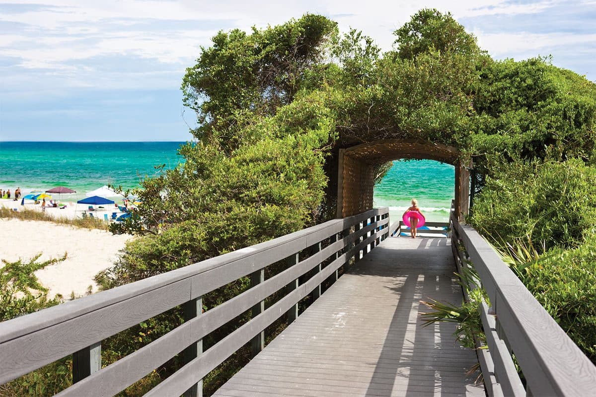 Seagrove public beach access (next to One Seagrove Place)