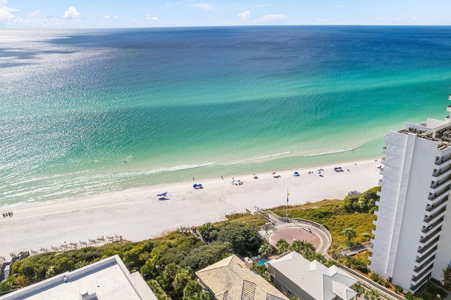 Emerald water and white sand at Seagrove Beach